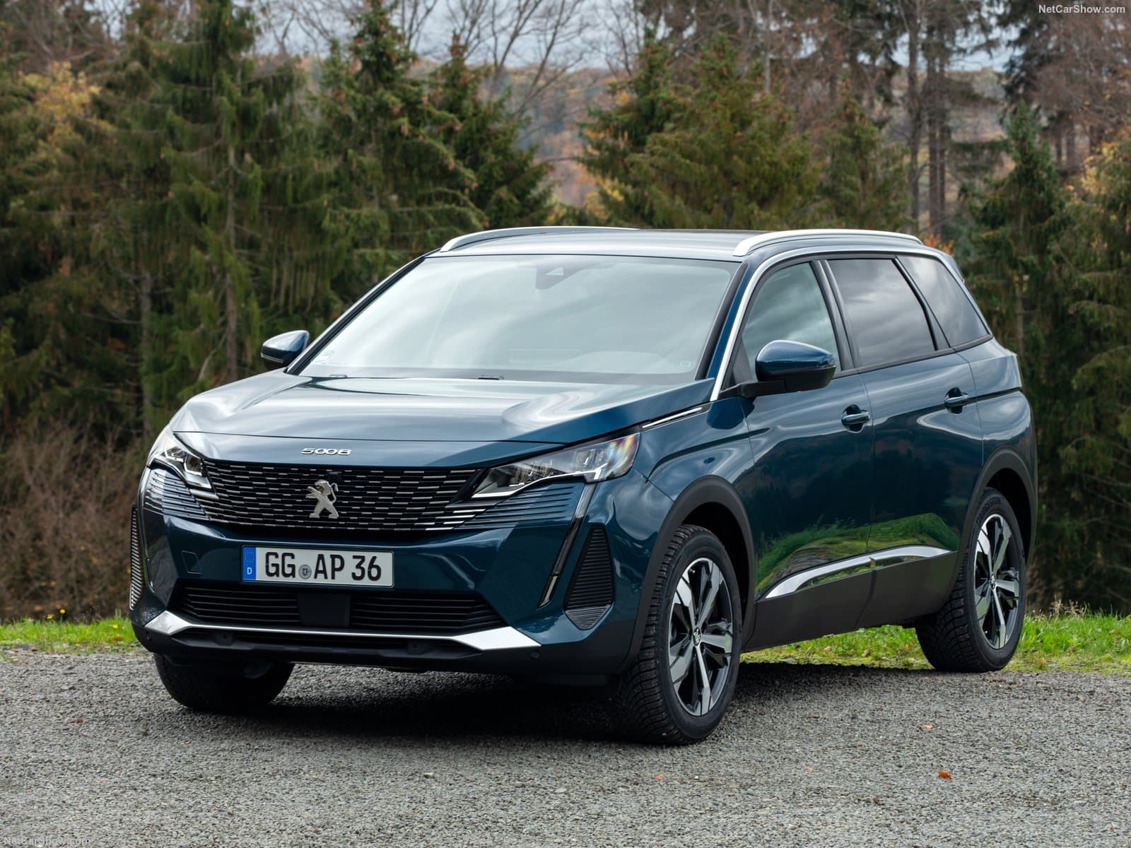 Peugeot 5008 2021