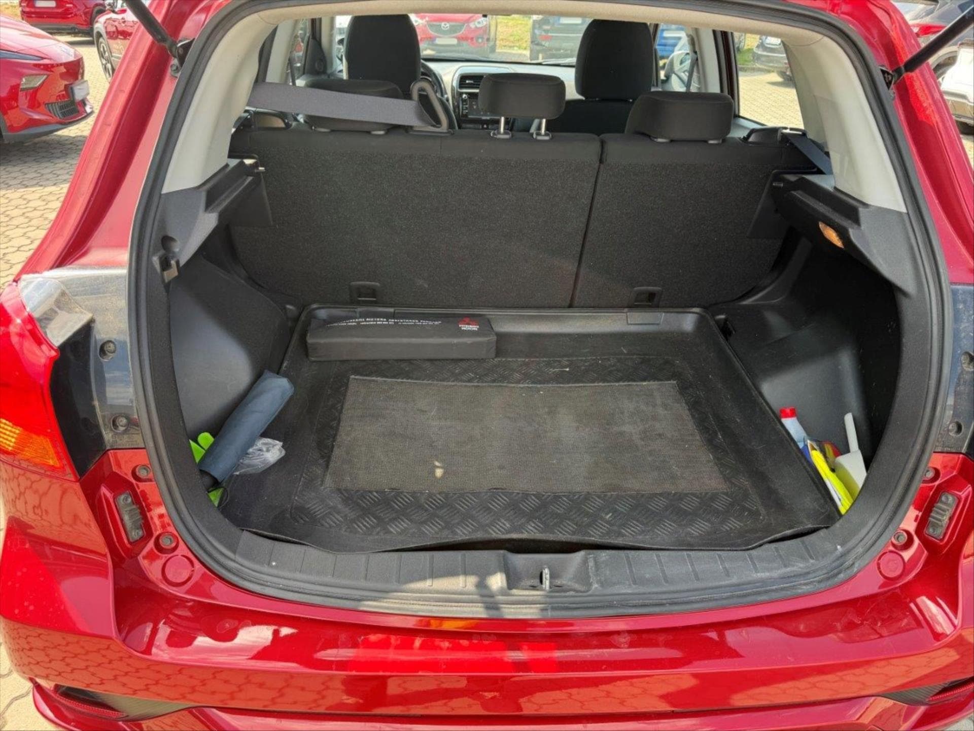 Mitsubishi ASX - 8