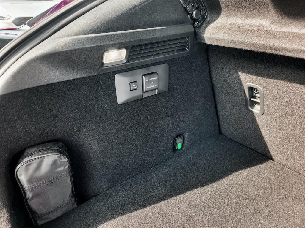 Mazda MX-30 - 8