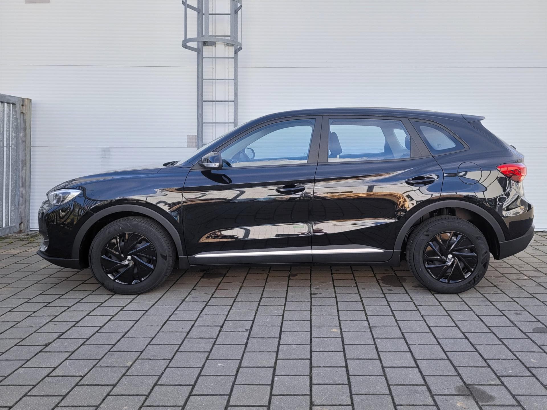 MG ZS - 6