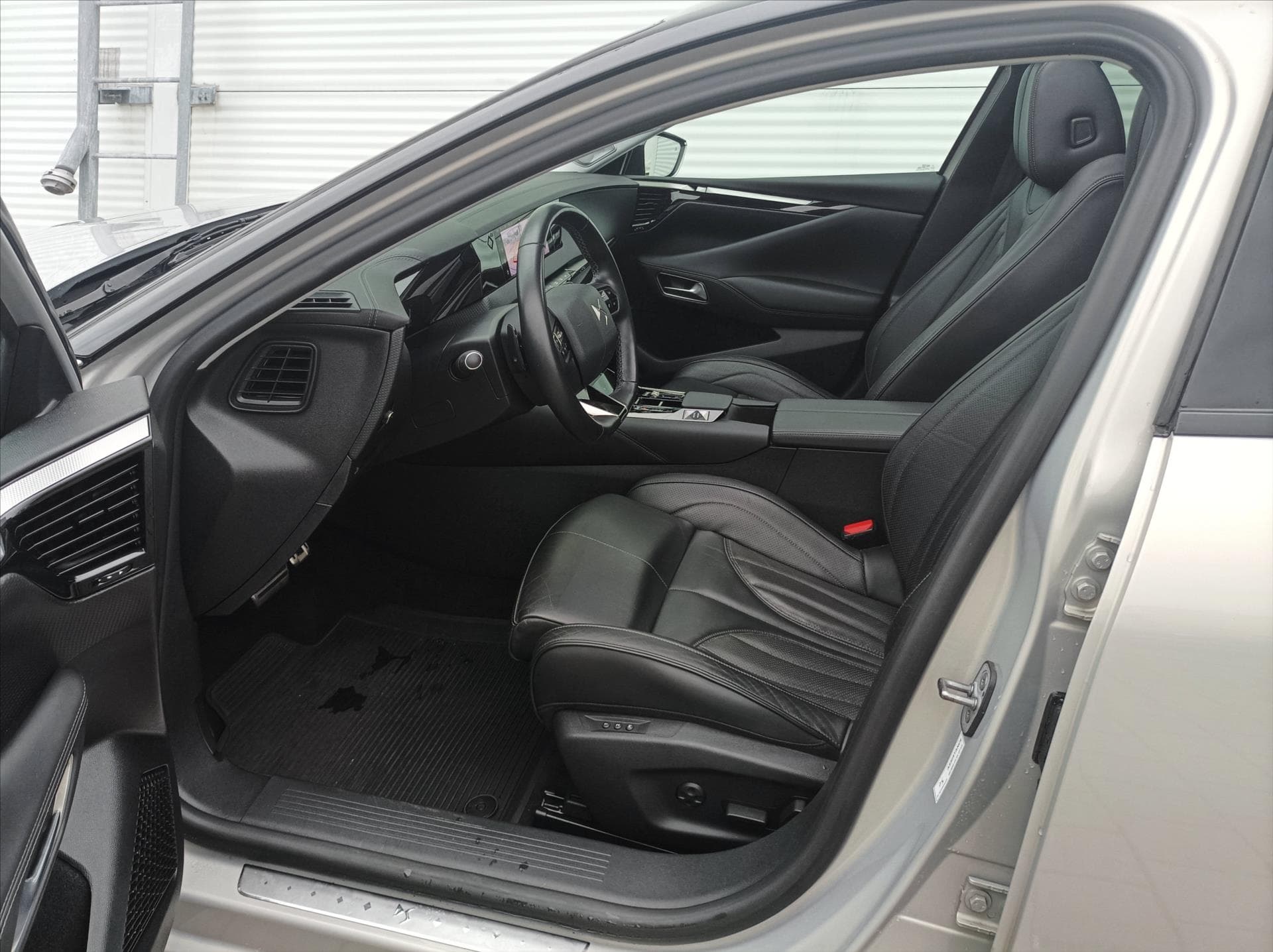 DS Automobiles DS4 - 14