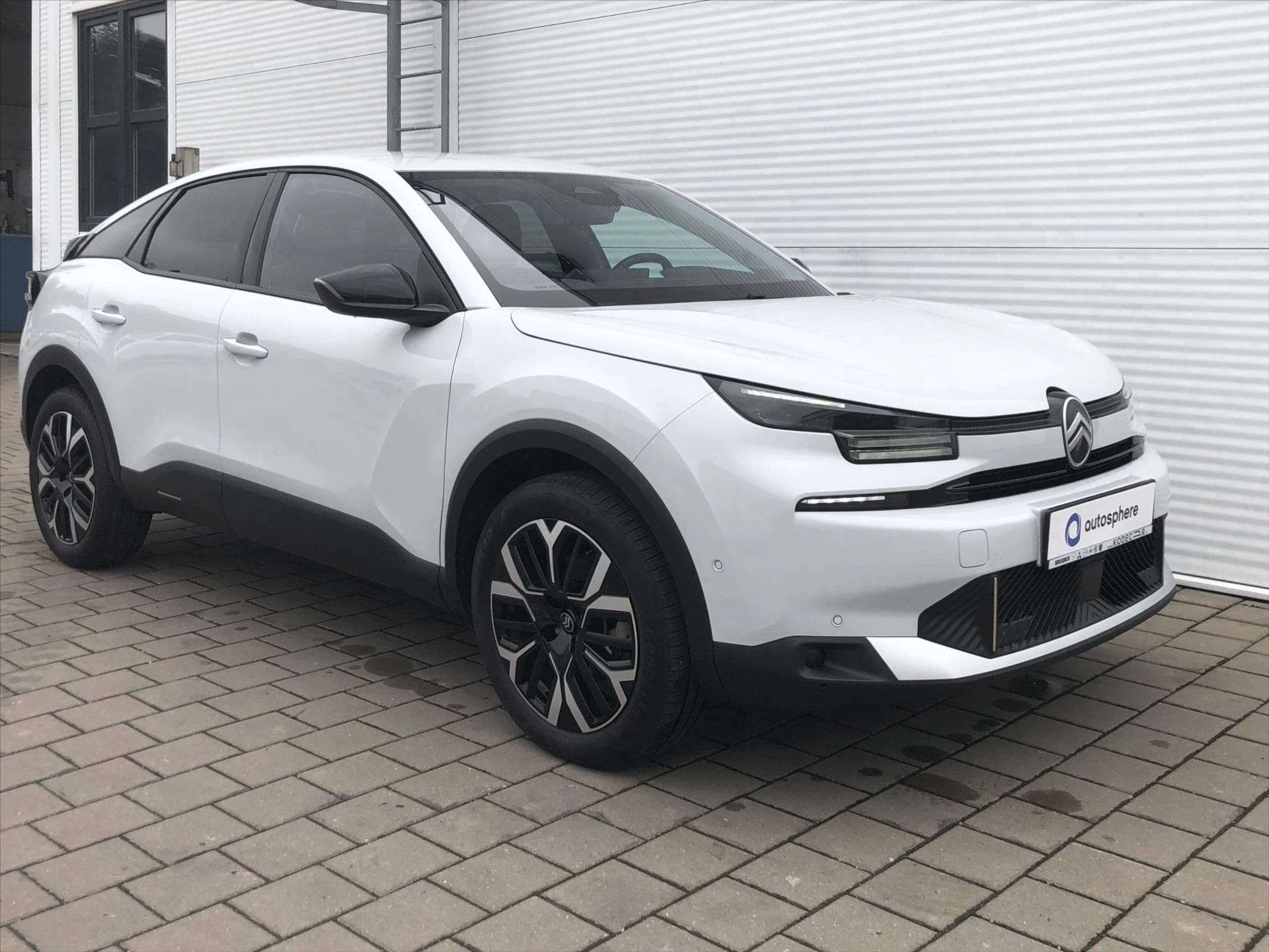 Citroën C4 preview 1