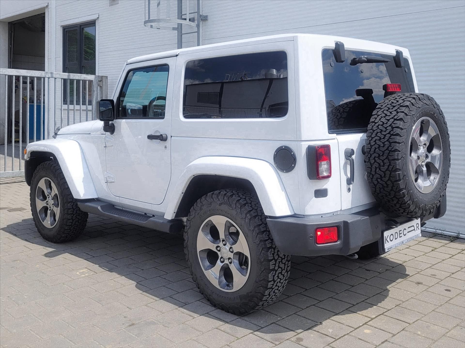 Jeep Wrangler - 4