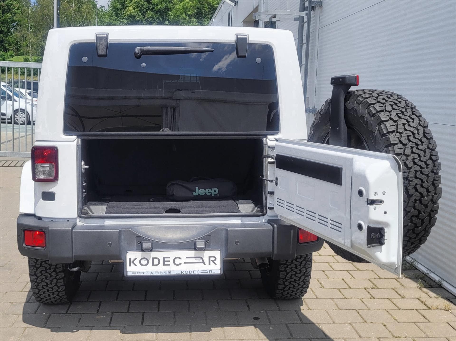 Jeep Wrangler - 7