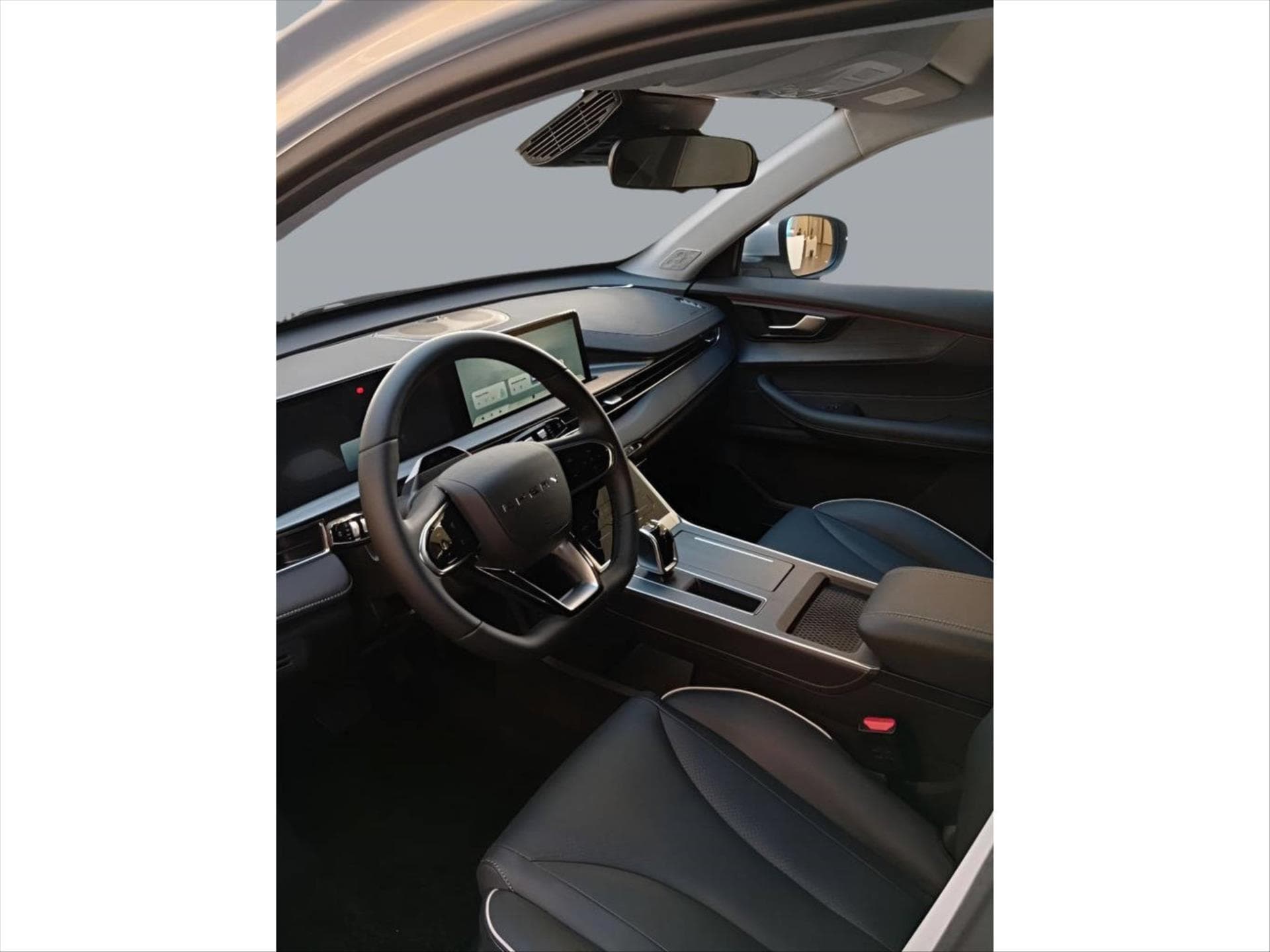 Chery Tiggo 4 HEV - 3