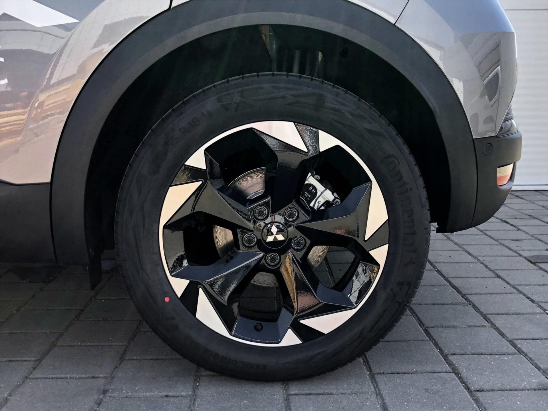 Mitsubishi ASX - 9