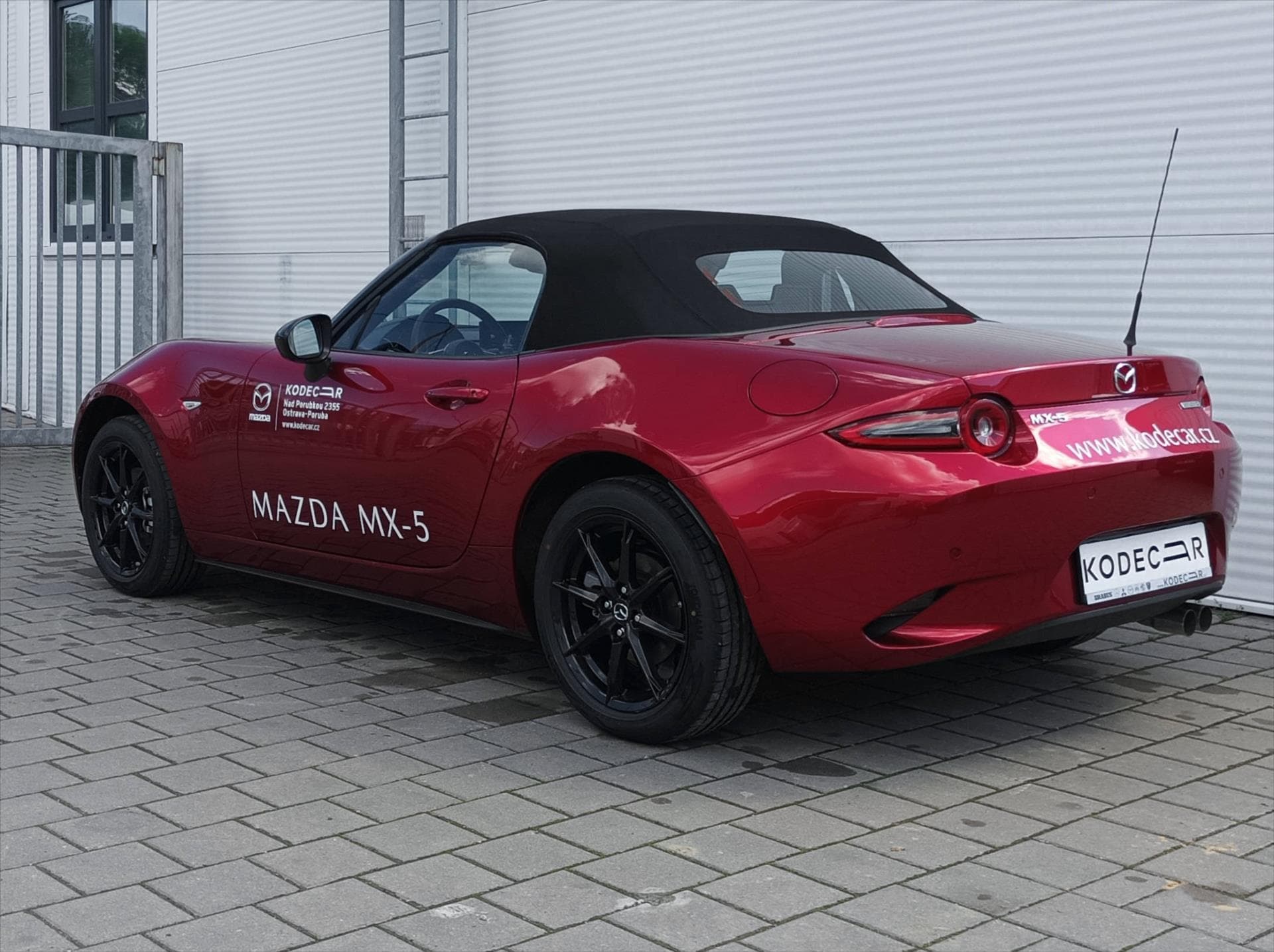 Mazda MX-5 - 8