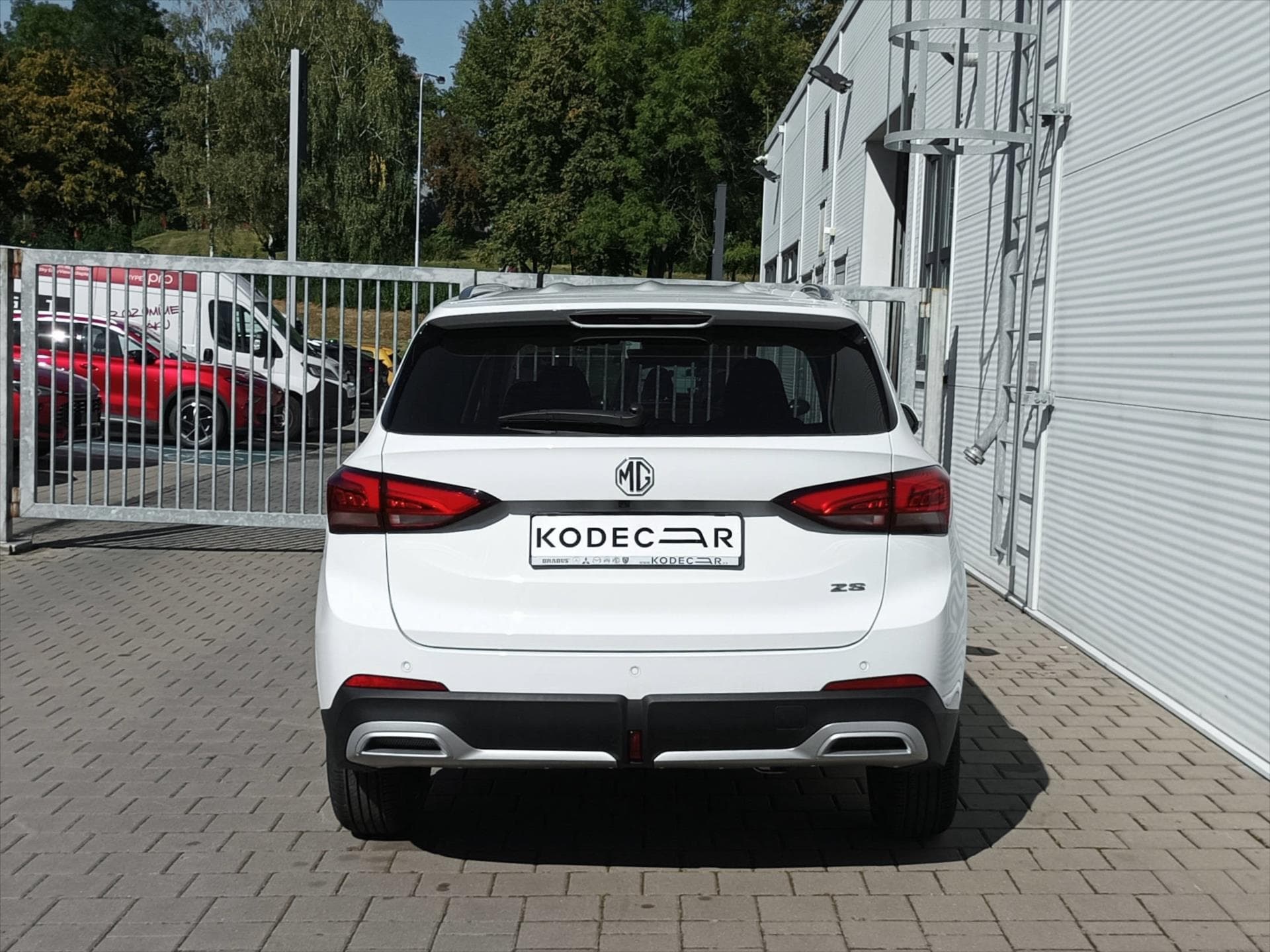 MG ZS - 5