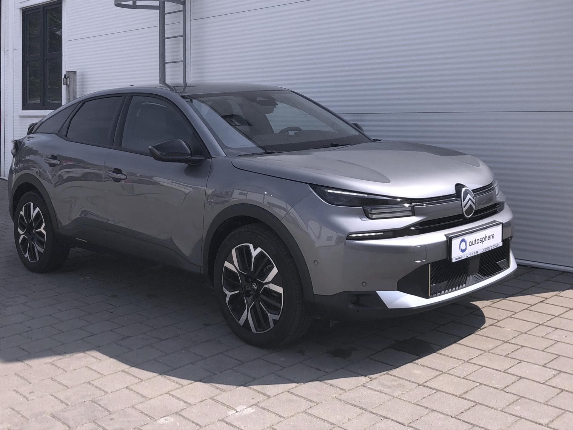 Citroën C4 preview 1