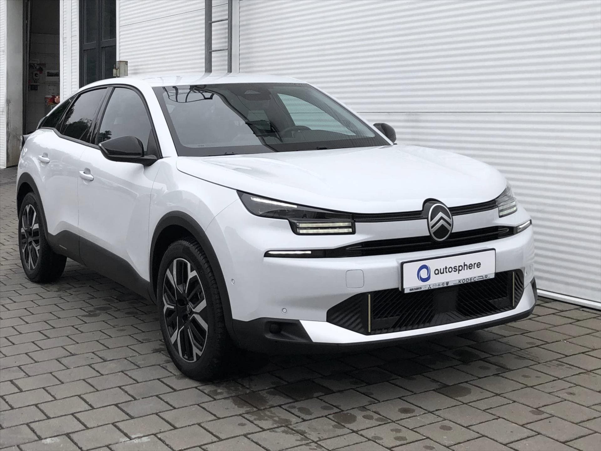 Citroën C4 preview 1