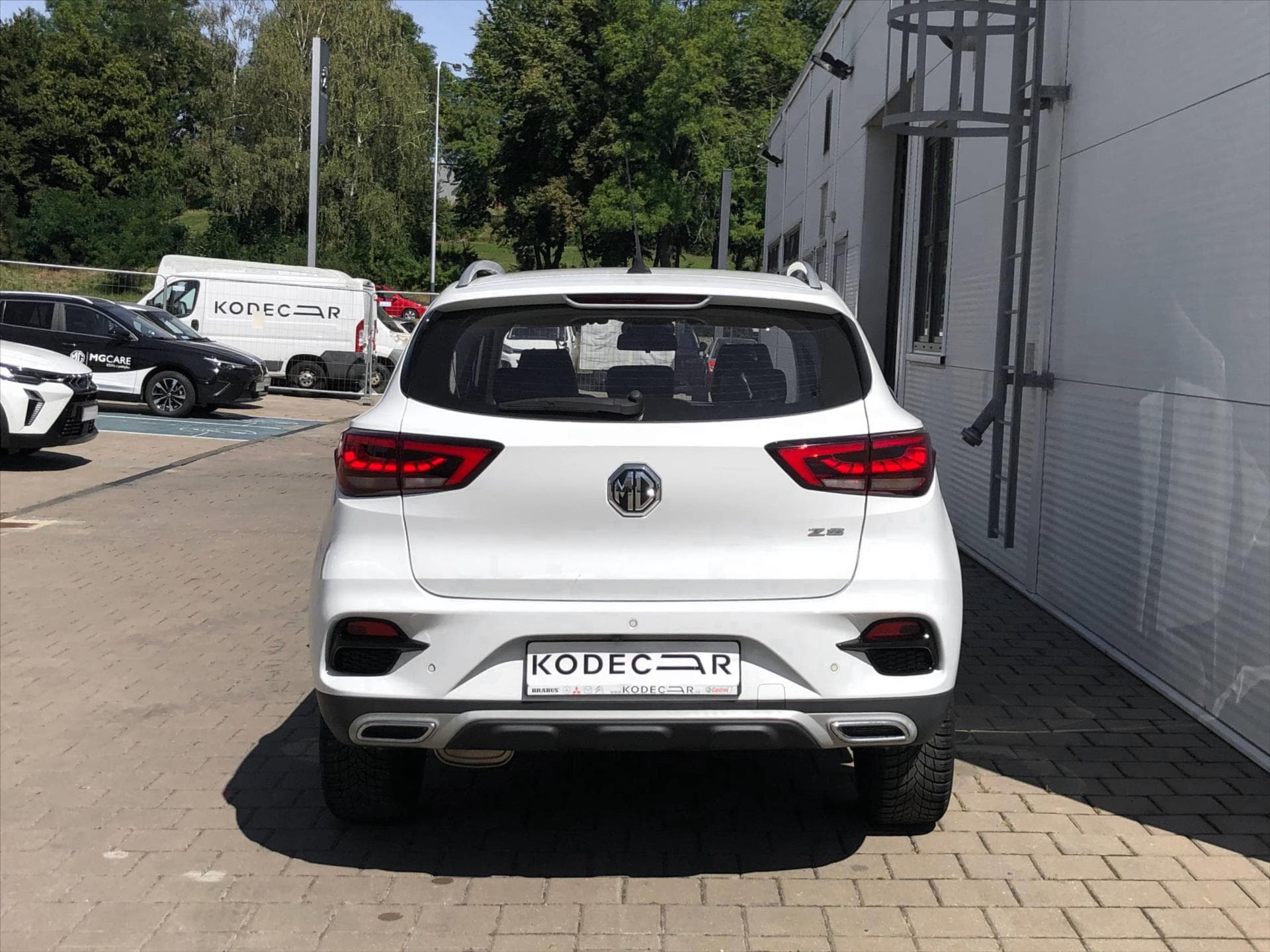 MG ZS - 5