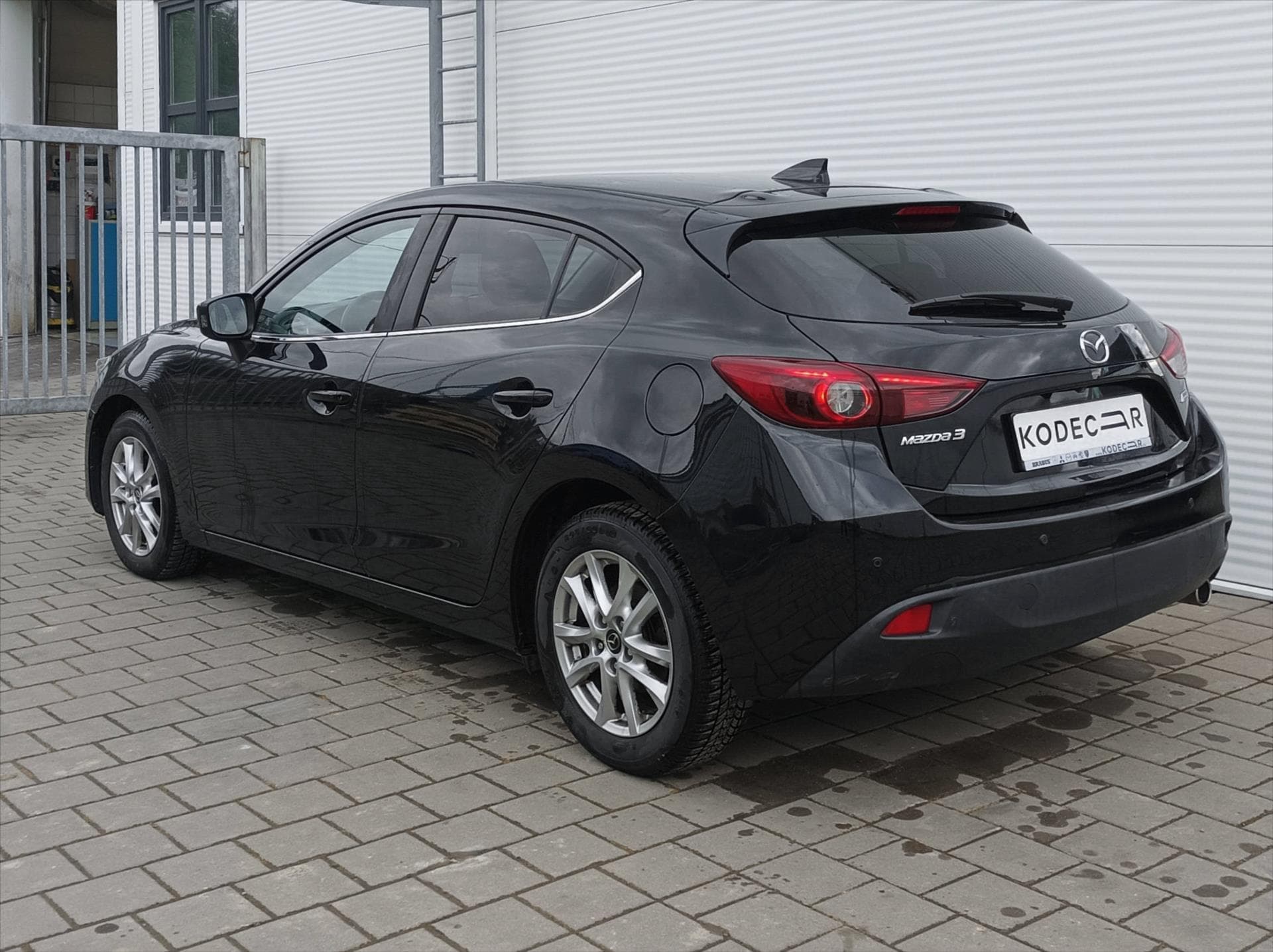 Mazda 3 - 4