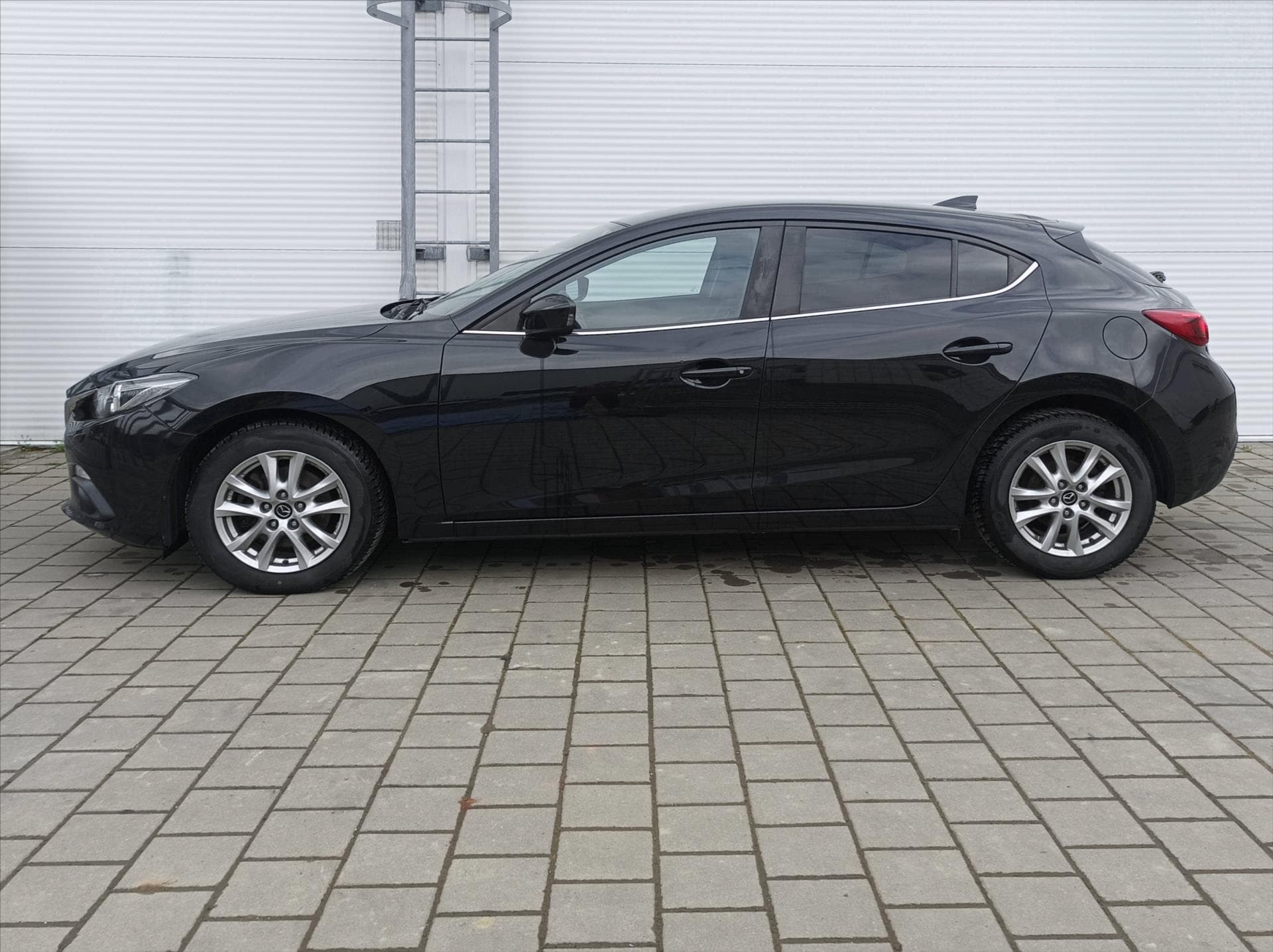Mazda 3 - 6
