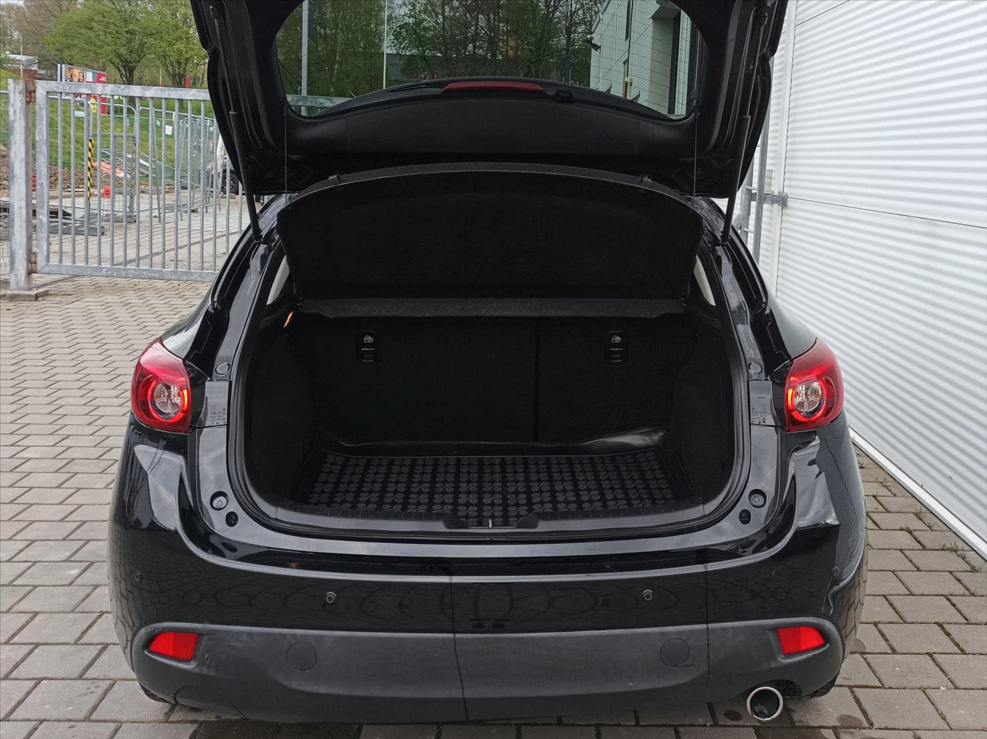Mazda 3 - 7