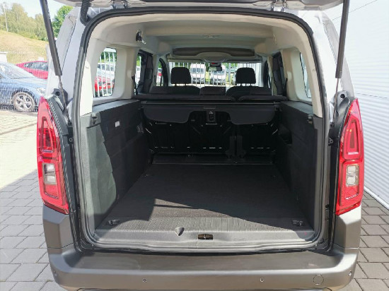 Nový vůz Citroën Berlingo 1,5 BlueHDi 130k S&S 6MAN  M1 XL Plus šedá metalíza Nafta Manuální