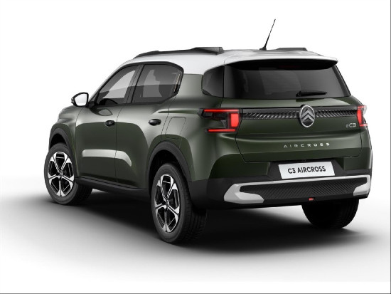 Nový vůz Citroën C3 Aircross 1,2 Hybrid 145k Automatic MAX zelená metalíza hybridní - benzin Automatická