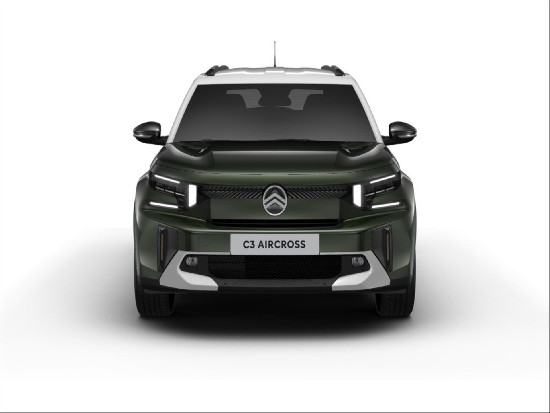 Nový vůz Citroën C3 Aircross 1,2 Hybrid 145k Automatic MAX zelená metalíza hybridní - benzin Automatická