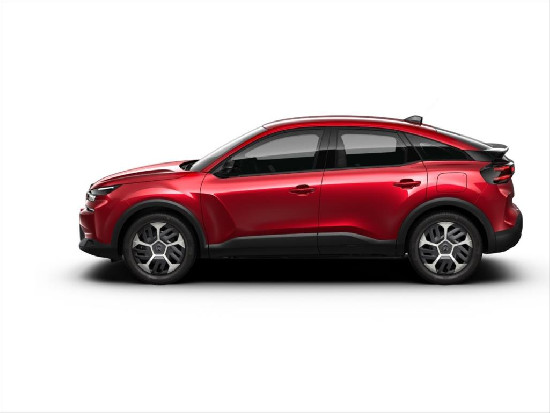 Nový vůz Citroën C4 1,2 PT 130k S&S 8EAT  Plus Petrol Automatic červená metalíza Benzín Automatická