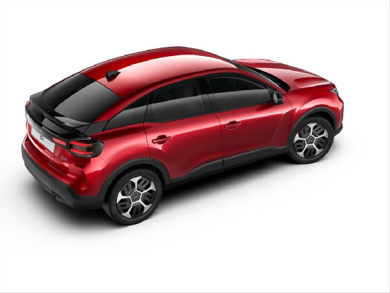 Nový vůz Citroën C4 1,2 PT 130k S&S 8EAT  Plus Petrol Automatic červená metalíza Benzín Automatická