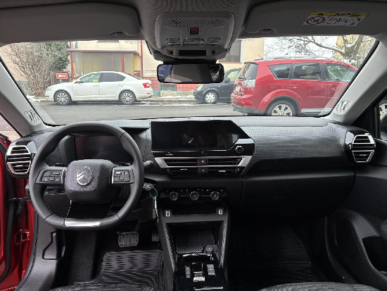 Nový vůz Citroën C4 1,2 PT 130k S&S 8EAT  Plus Petrol Automatic červená metalíza Benzín Automatická