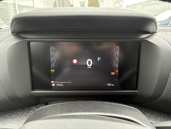 Nový vůz Citroën C4 1,2 PT 130k S&S 8EAT  Plus Petrol Automatic červená metalíza Benzín Automatická