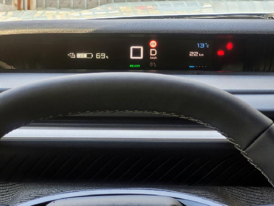 Nový vůz Citroën ë-C3 Electric 44kWh 113k AT MAX modrá metalíza Elektro Automatická