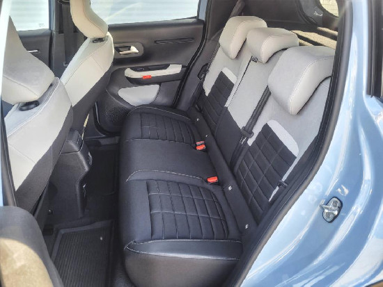 Nový vůz Citroën ë-C3 Electric 44kWh 113k AT MAX modrá metalíza Elektro Automatická