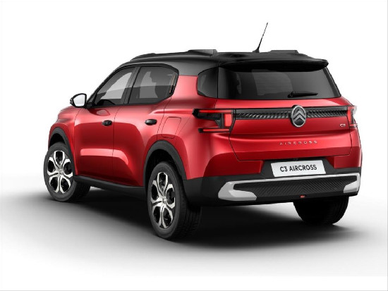 Nový vůz Citroën C3 Aircross 1,2 PT 100k S&S 6MAN  TURBO PLUS červená metalíza Benzín Manuální
