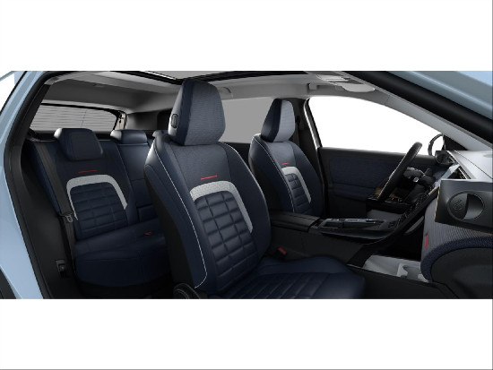 Nový vůz Citroën C5 Aircross 1,2 PT 145k S&S EAT8  MAX bílá hybridní - benzin Automatická