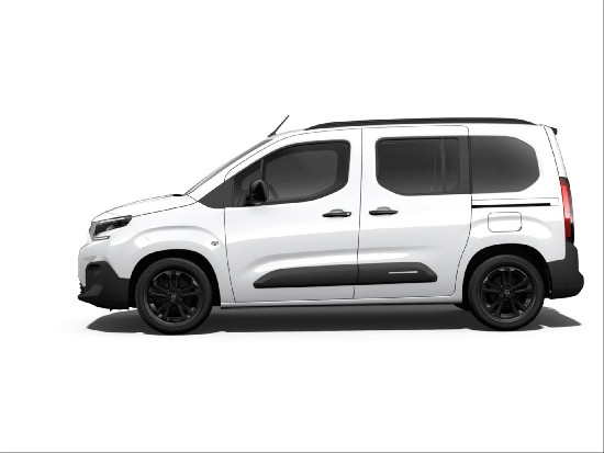 Nový vůz Citroën Berlingo 1,5 Diesel 130k Manual MAX bílá Nafta Manuální