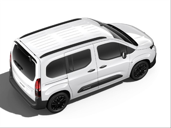 Nový vůz Citroën Berlingo 1,5 Diesel 130k Manual MAX bílá Nafta Manuální
