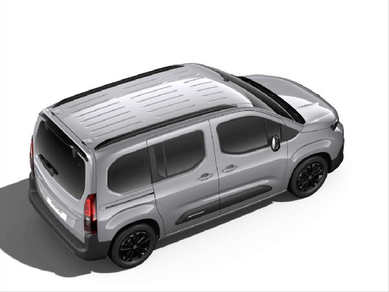 Nový vůz Citroën Berlingo 1,5 Diesel 130k Automatic MAX šedá metalíza Nafta Automatická