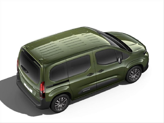 Nový vůz Citroën Berlingo 1,5 BlueHDi 100k S&S 6MAN  M1 Plus zelená metalíza Nafta Manuální