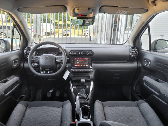 Nový vůz Citroën C3 Aircross 1,2 PT 110k 6MAN C-SERIES šedá metalíza Benzín Manuální