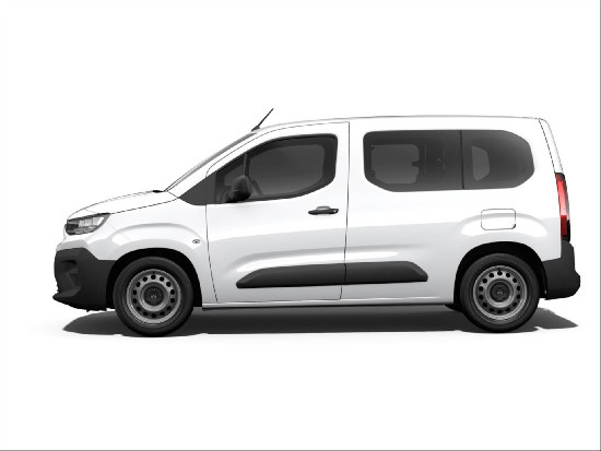 Nový vůz Citroën Berlingo 1,5 PT 110k S&S 6MAN  M1 YOU PROFI bílá Benzín Manuální