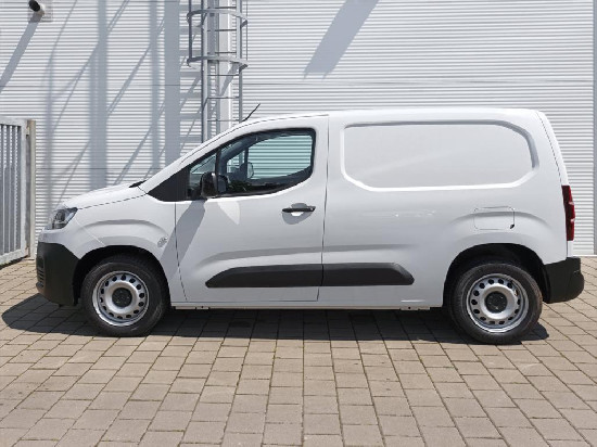 Nový vůz Citroën Berlingo 1,5 BHDi 100k S&S 6MAN  Van L1 650kg bílá Nafta Manuální