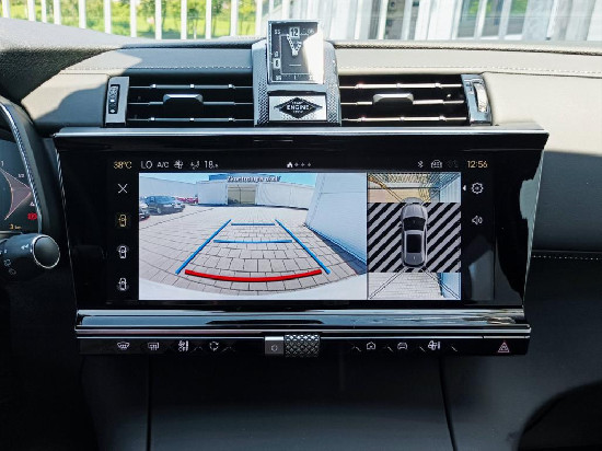 Nový vůz DS Automobiles DS7 Crossback 1,6 PHEV 300k 4x4  ETOILE bílá metalíza hybridní - benzin Automatická