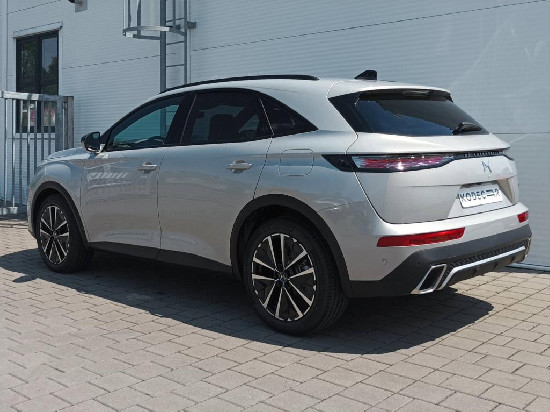Nový vůz DS Automobiles DS7 Crossback 1,6 PHEV 300k 4x4  ETOILE bílá metalíza hybridní - benzin Automatická