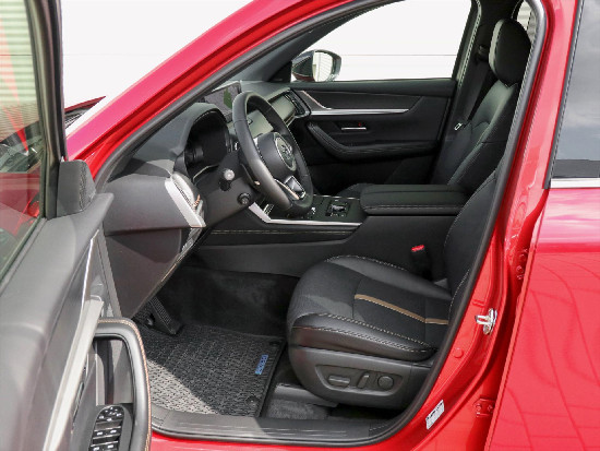 Nový vůz Mazda CX-80 3,3 e-Skyactiv D V6 8AT AWD 254k  Homura červená metalíza Nafta Automatická