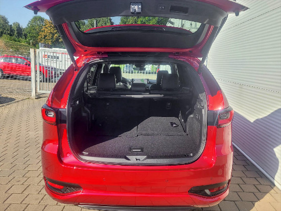 Nový vůz Mazda CX-80 3,3 e-Skyactiv D V6 8AT AWD 254k  Homura červená metalíza Nafta Automatická