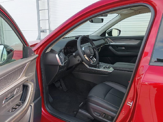 Nový vůz Mazda CX-60 3,3 e-Skyactiv D V6 254k 8AT 4x4  Homura červená metalíza Nafta Automatická