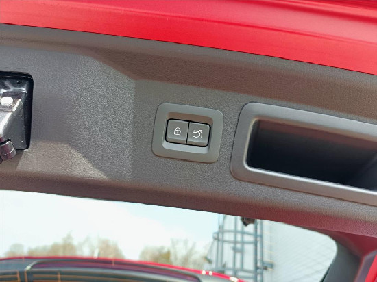 Nový vůz Mazda CX-60 3,3 e-Skyactiv D V6 254k 8AT 4x4  Homura červená metalíza Nafta Automatická