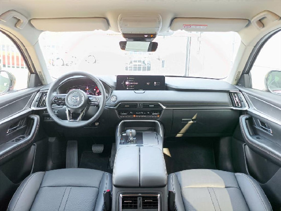 Nový vůz Mazda CX-60 3,3 e-Skyactiv D V6 254k 8AT 4x4  Homura červená metalíza Nafta Automatická