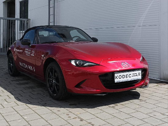 Nový vůz Mazda MX-5 1,5 Prime-Line G132k 6MAN červená metalíza Benzín Manuální