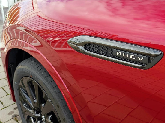 Nový vůz Mazda CX-60 2,5 e-Skyactiv PHEV G327 8AT 4x4  Homura červená metalíza hybridní - benzin Automatická