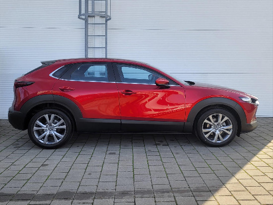 Nový vůz Mazda CX-30 2,5 e-Skyactiv G140k 6MAN 4x2  Centre-line červená metalíza Benzín Manuální