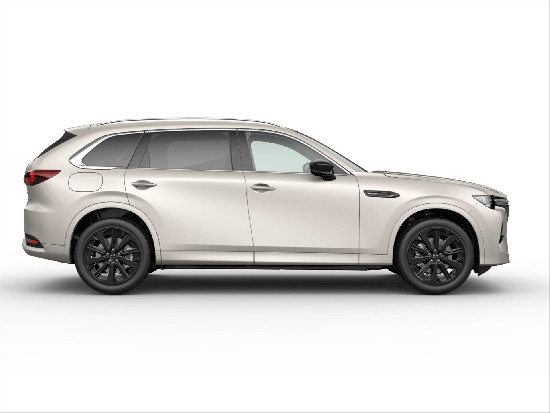 Nový vůz Mazda CX-80 2,5 e-Skyactiv PHEV 8AT AWD 327k  Homura Plus - černá kůže stříbrná metalíza hybridní - benzin Automatická