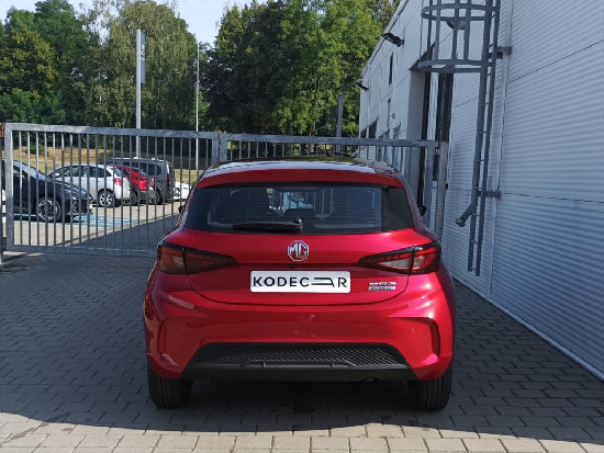 Nový vůz MG MG3 1,5 Hybrid+ 195k AT 4x2 100kW+75kW Emotion červená metalíza hybridní - benzin Automatická