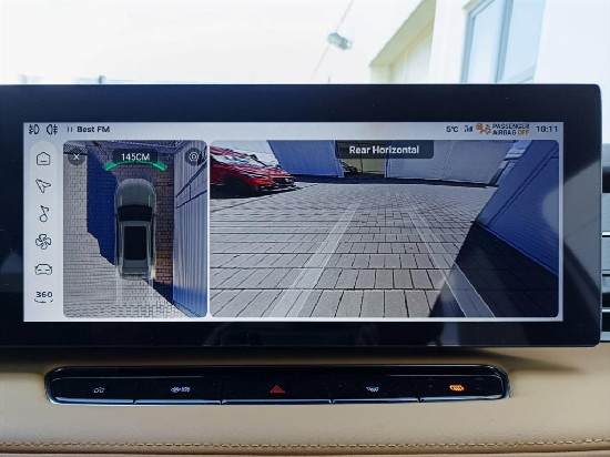 Nový vůz MG HS 1,5 TGI 7AT 170k  Exclusive bílá metalíza Benzín Automatická