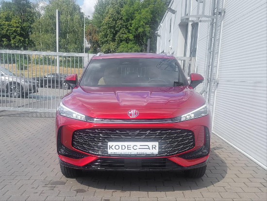 Nový vůz MG HS 1,5 TGI 6MAN 170k  Exclusive červená metalíza Benzín Manuální